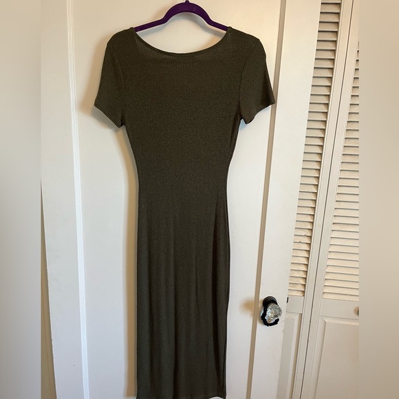Popular basics ribbed midi dress - Picture 2 of 4